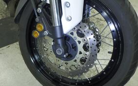 YAMAHA XT1200Z SUPER TENERE 2011