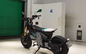 BMW CE02