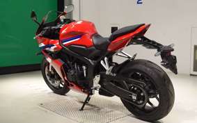 HONDA CBR650R E-Clutch 2018 RH17