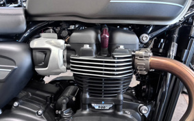 TRIUMPH STREET TWIN 2023 DAD74G