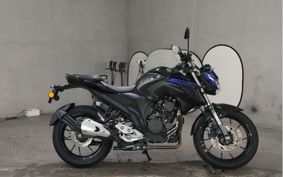 YAMAHA FZ25 RG42