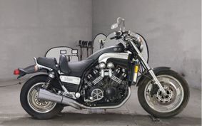 YAMAHA VMAX 2WEE