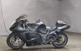 SUZUKI GSX-1300R HAYABUSA 2000 GW71A