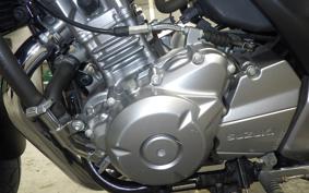 SUZUKI GSR250S 2015