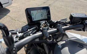 HONDA CB750 HORNET 2025 RH24