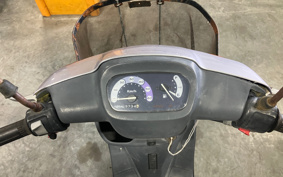 YAMAHA JOG POCHE SA08J