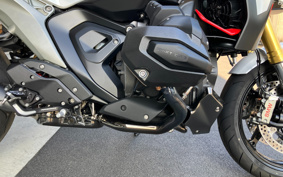 BMW R1300R 2026 0M51
