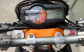 KTM 690 SMC R 2014 LST40