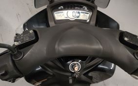 YAMAHA TRICITY 125 SE82J