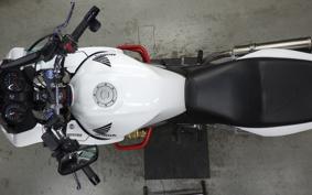 HONDA CB1300SB SUPER BOLDOR A 2006 SC54