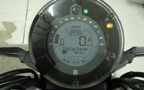 HUSQVARNA SVARTPILEN 401 2021