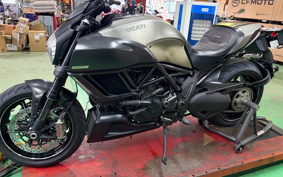 DUCATI DIAVEL TITANIUM 2015 ZDMG105JAFB