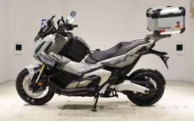 HONDA X-ADV 750 2026 RH21