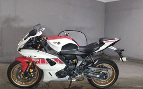 YAMAHA YZF-R7 2022 RM39J