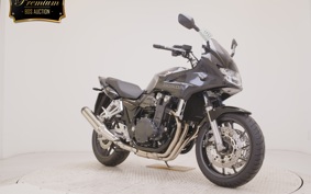 HONDA CB1300SB SUPER BOLDOR 2026 SC54