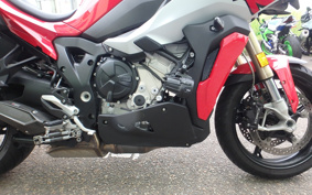 BMW S1000XR 2022 0E41