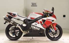 YAMAHA YZF-R7 2000