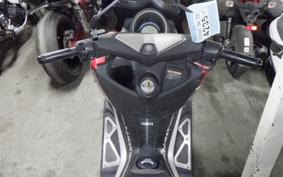 YAMAHA N-MAX SE86J