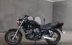 SUZUKI INAZUMA 400 GK7BA