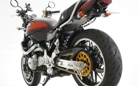 KAWASAKI Z900RS 2024 ZR900K