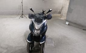 YAMAHA TRICITY 125 SE82J