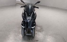 YAMAHA TRICITY 125 SE82J