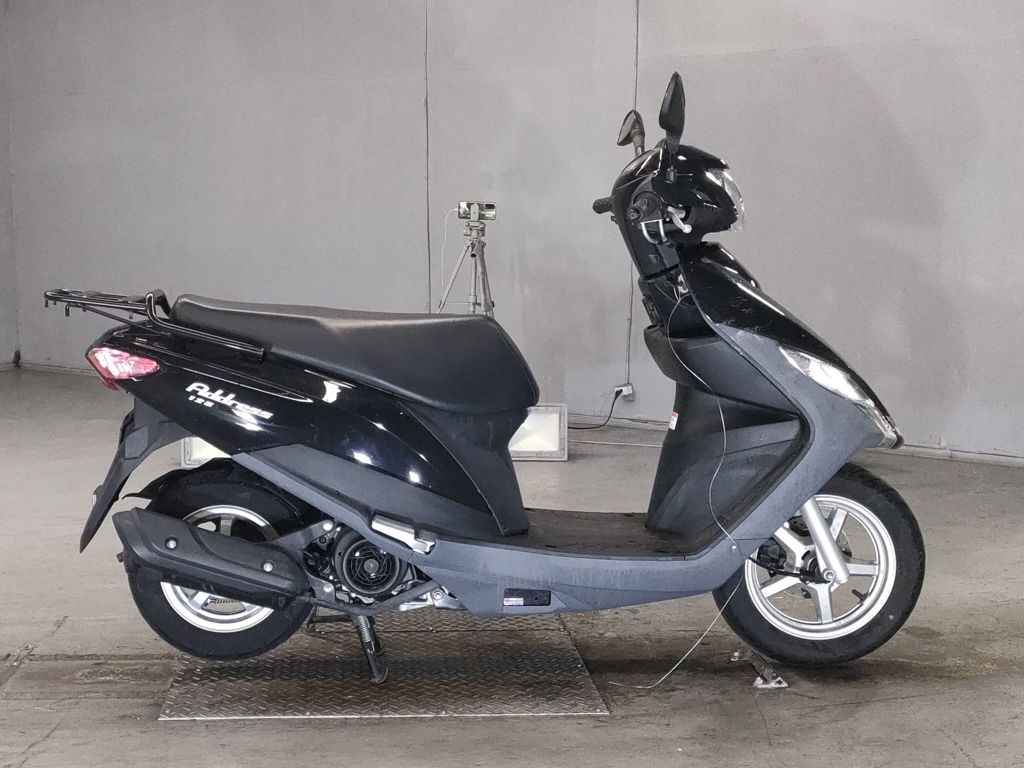 Фото Suzuki ADDRESS V125 с японского аукциона