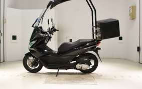 HONDA PCX150-2ﾔﾈﾂｷ KF18