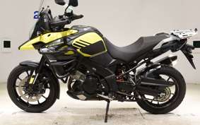 SUZUKI Vｽﾄﾛｰﾑ1000A 2017 VU51A