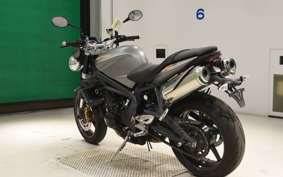 TRIUMPH STREET TRIPLE R 2011