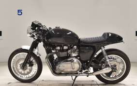 TRIUMPH THRUXTON 900 2013