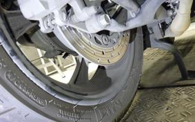 YAMAHA トリシティ125-2ヤネツキ SEK1J