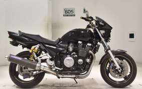 YAMAHA XJR1300 2002 RP03J