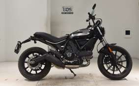 DUCATI SCRAMBLER SIXTY2 2016