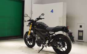 YAMAHA XSR125