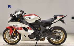 YAMAHA YZF-R7 2022 RM39J