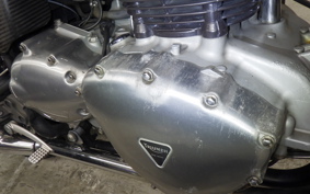 TRIUMPH THRUXTON 900 2006
