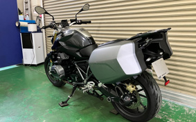 BMW R1200R 2016 0A04