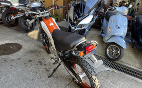 YAMAHA TORITSU CAR DG16J