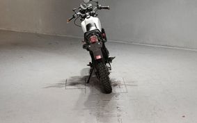 YAMAHA DT125 17F