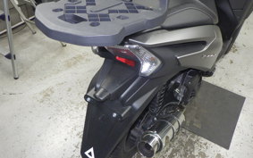 YAMAHA TRICITY 125 A 2004 SEC1J