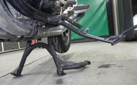YAMAHA XJ750 E 1983 29R