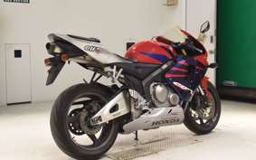 HONDA CBR600RR GEN 2 2005