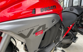 DUCATI MULTI STRADA V4S 2025 1000
