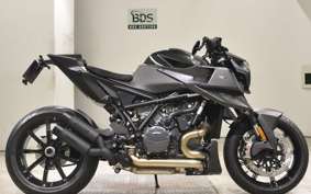 KTM BRABUS 1300R 2022
