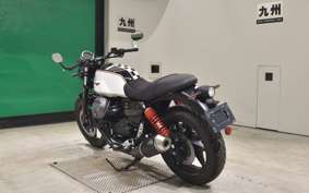MOTO GUZZI V7ストーン TEN 2025