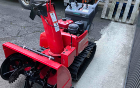 HONDA  SNOW BLOWER  MACHINE 