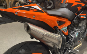 KTM 890 DUKE GP 2024 TU940