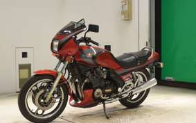 YAMAHA XJ750 E 1983 29R