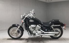 HONDA MAGNA 750 1994 RC43